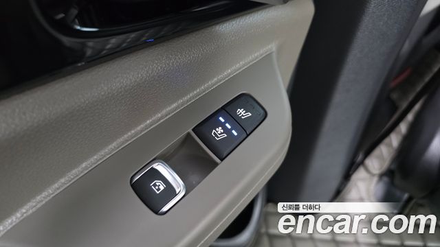 Kia Canival 2025 — photo 29