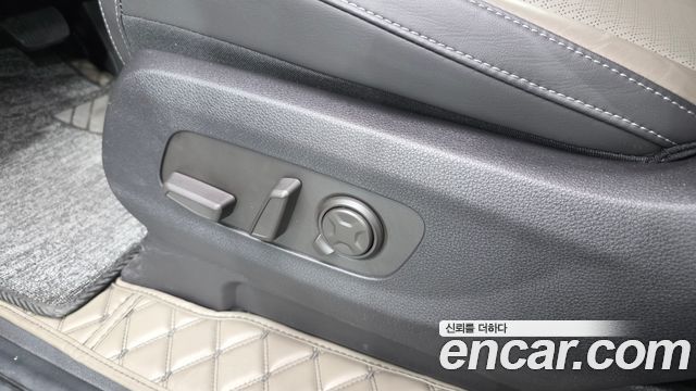 Kia Canival 2025 — photo 31