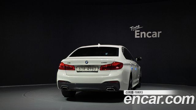BMW 5-Series 2018 — photo 4