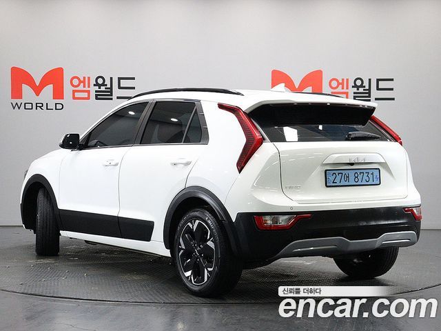 Kia Niro 2023 — photo 4