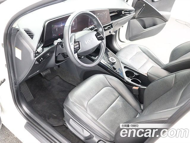 Kia Niro 2023 — photo 10