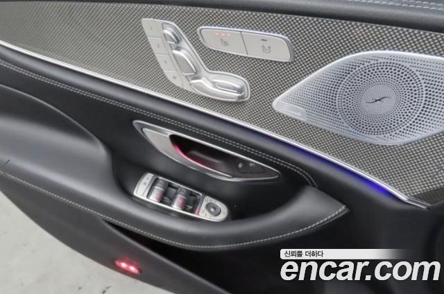Mercedes-Benz CLS-Class 2020 — photo 10