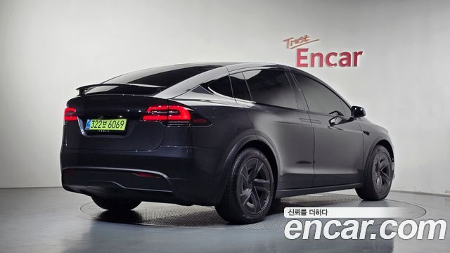 Tesla Model X 2026 — photo 2