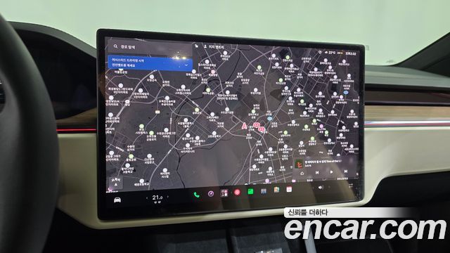 Tesla Model X 2026 — photo 18