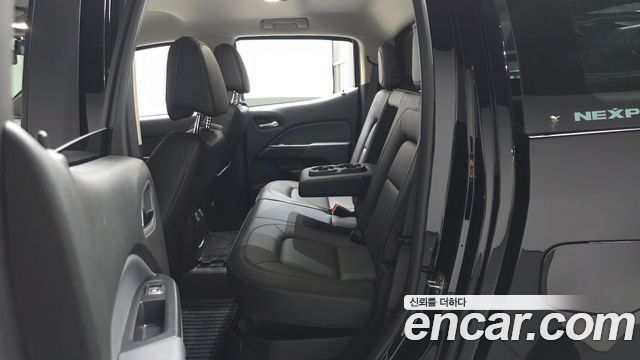 Chevrolet Korea Colorado 2021 — photo 18