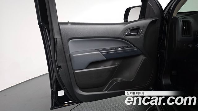 Chevrolet Korea Colorado 2021 — photo 14
