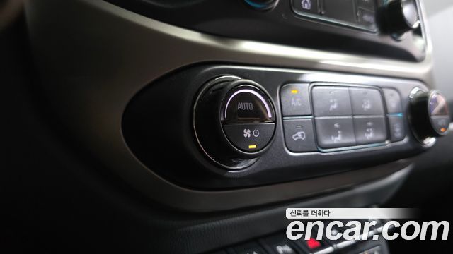 Chevrolet Korea Colorado 2021 — photo 27