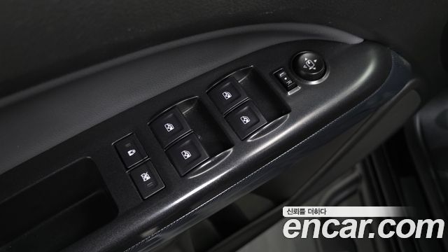 Chevrolet Korea Colorado 2021 — photo 28