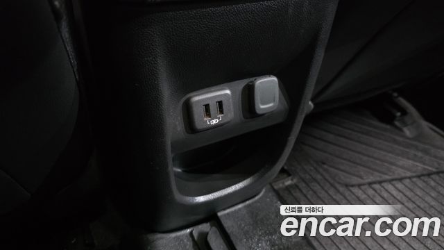 Chevrolet Korea Colorado 2021 — photo 31