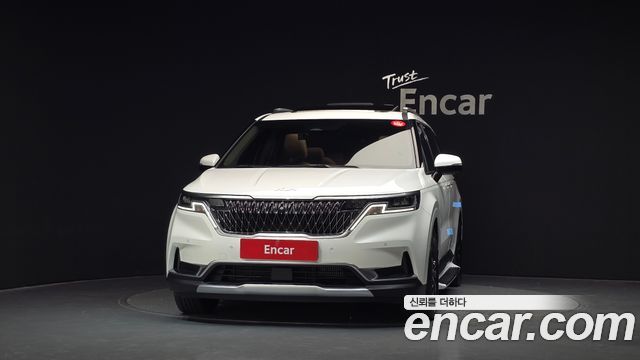 Kia Canival 2021 — photo 3