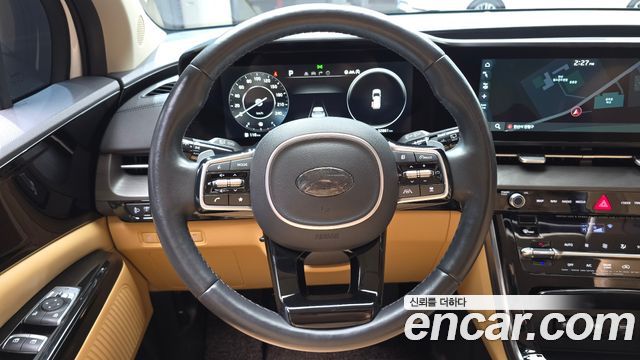 Kia Canival 2021 — photo 22