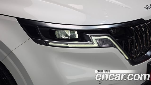 Kia Canival 2021 — photo 8