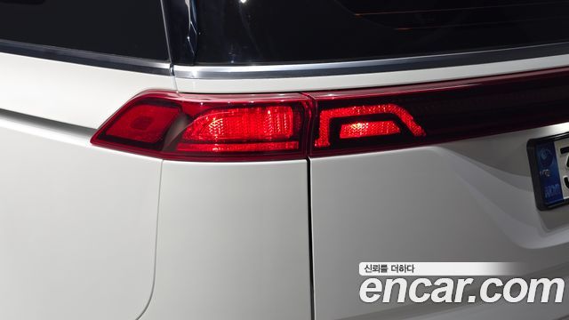 Kia Canival 2021 — photo 9
