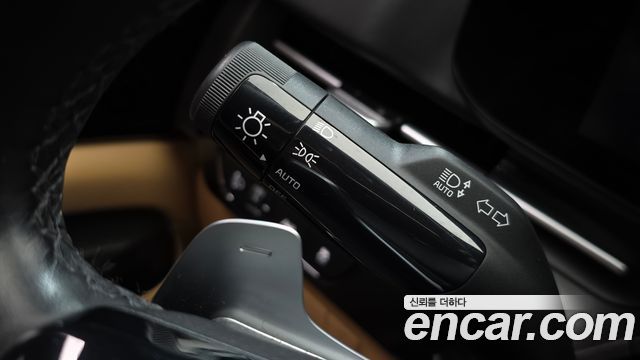 Kia Canival 2021 — photo 33