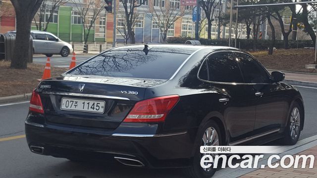 Hyundai Equus 2010 — photo 6