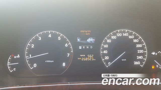 Hyundai Equus 2010 — photo 10