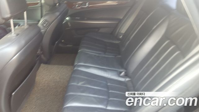 Hyundai Equus 2010 — photo 17