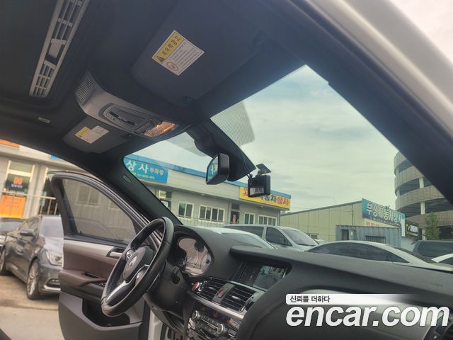 BMW X4 2016 — photo 10