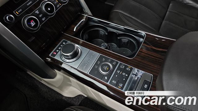 Land Rover Range Rover 2016 — photo 9