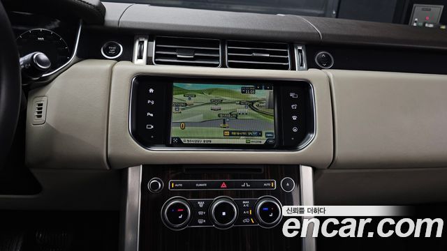 Land Rover Range Rover 2016 — photo 16