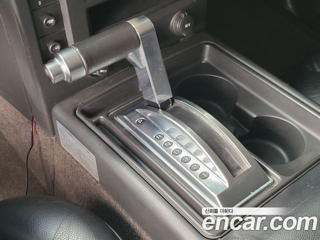 Hummer H2 2005 — photo 9