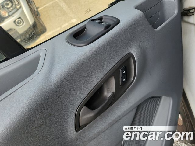 Ford Transit 2018 — photo 9