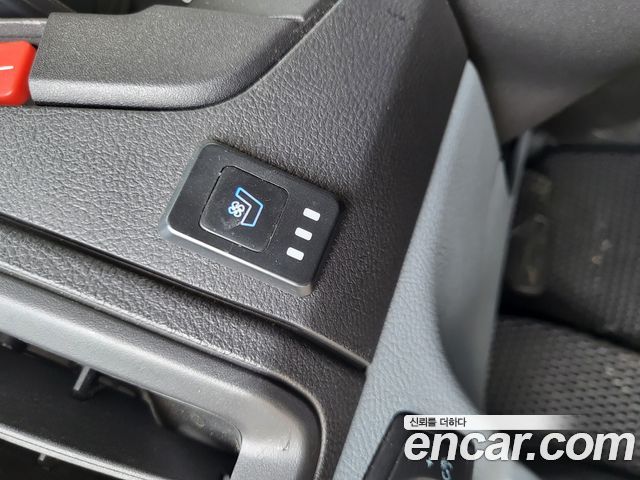 Ford Transit 2018 — photo 12