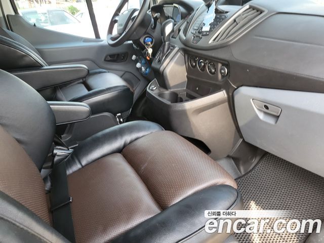 Ford Transit 2018 — photo 15