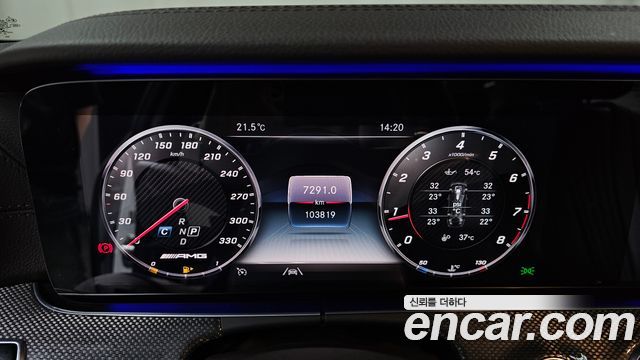 Mercedes-Benz CLS-Class 2020 — photo 8