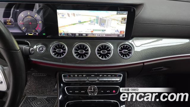 Mercedes-Benz CLS-Class 2020 — photo 14