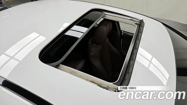 Mercedes-Benz CLS-Class 2020 — photo 19