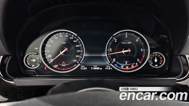 BMW 6-Series 2013 — photo 8