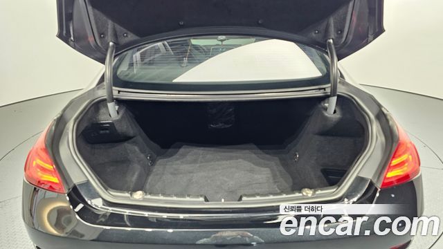 BMW 6-Series 2013 — photo 20