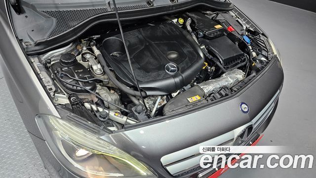 Mercedes-Benz B-Class 2013 — photo 6