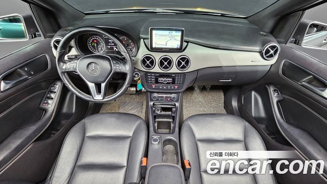 Mercedes-Benz B-Class 2013 — photo 7
