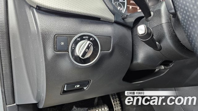 Mercedes-Benz B-Class 2013 — photo 12