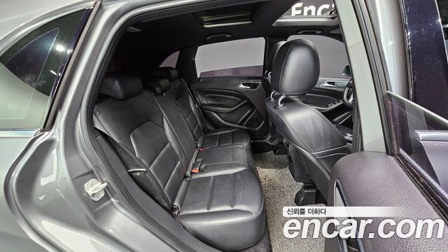 Mercedes-Benz B-Class 2013 — photo 19