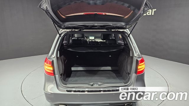 Mercedes-Benz B-Class 2013 — photo 20