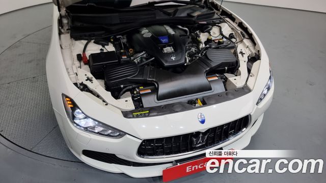 Maserati Ghibli 2017 — photo 6
