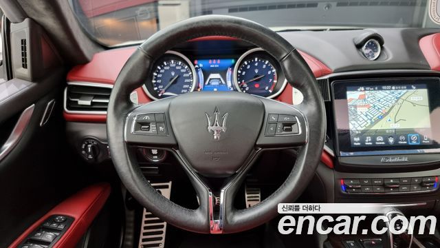 Maserati Ghibli 2017 — photo 13