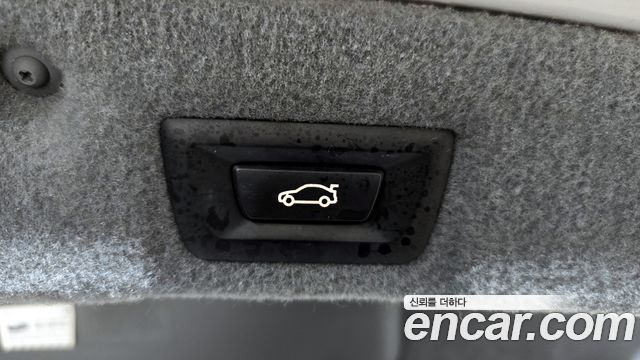 BMW 7-Series 2009 — photo 20