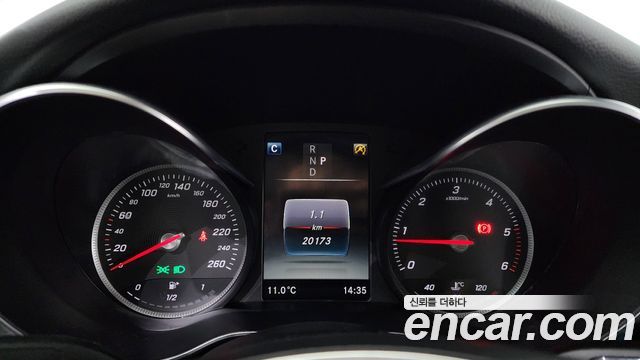 Mercedes-Benz C-Class 2018 — photo 8