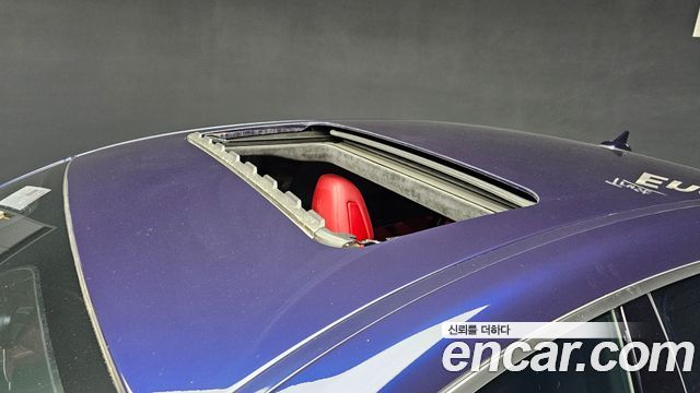 Maserati Quattroporte 2017 — photo 19