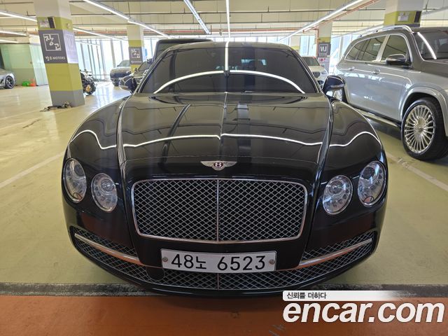 Bentley Flying Spur 2018 — photo 3
