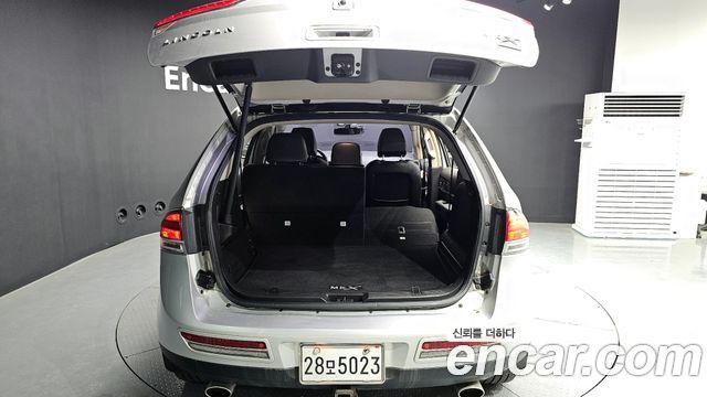 Lincoln MKX 2013 — photo 19