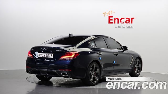 Genesis G70 2019 — photo 2