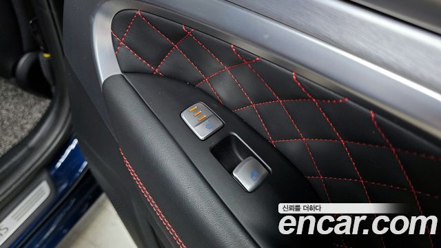 Genesis G70 2019 — photo 19
