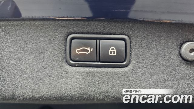 Genesis G70 2019 — photo 20