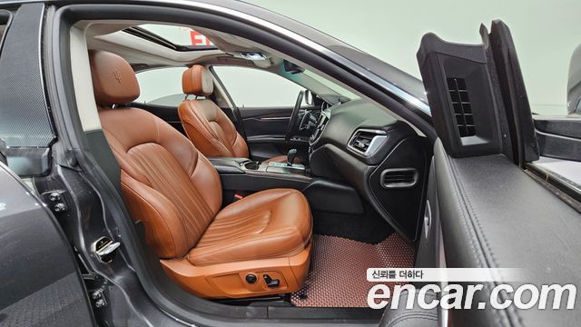 Maserati Ghibli 2015 — photo 10