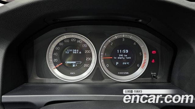 Volvo S60 2011 — photo 8